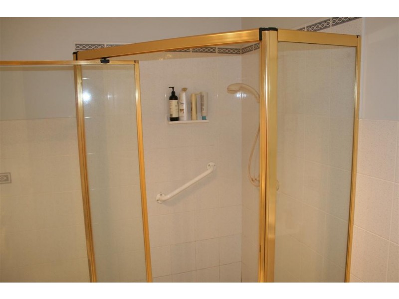 7/4-6 Glenfield Ct, Middle Ridge QLD 4350