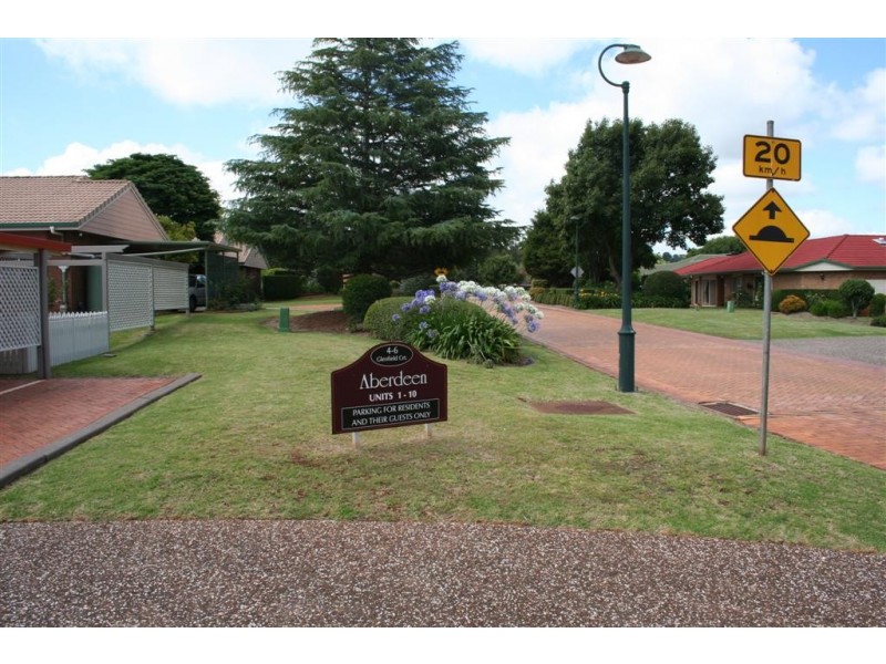 7/4-6 Glenfield Ct, Middle Ridge QLD 4350