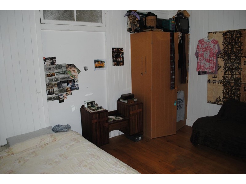 15 Swallow Court, Newtown QLD 4350