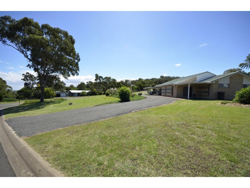 12 Parkway Close, Gowrie Junction QLD 4352