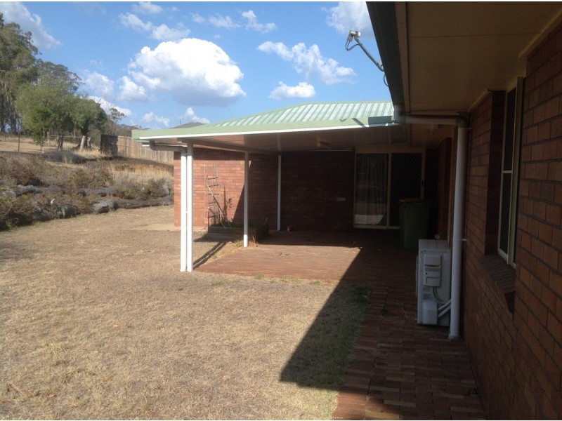718 Boundary Street, Glenvale QLD 4350