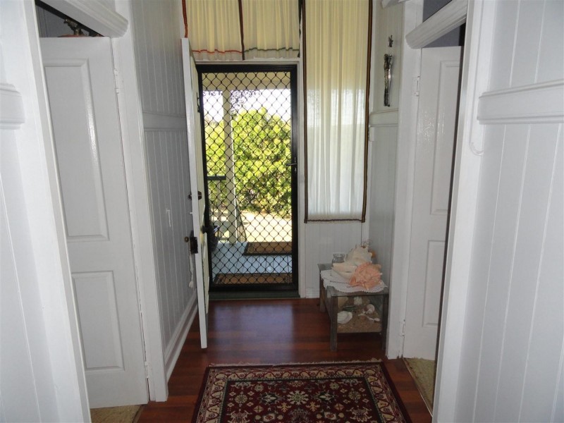 11 Nichols Drive, Glencoe QLD 4352