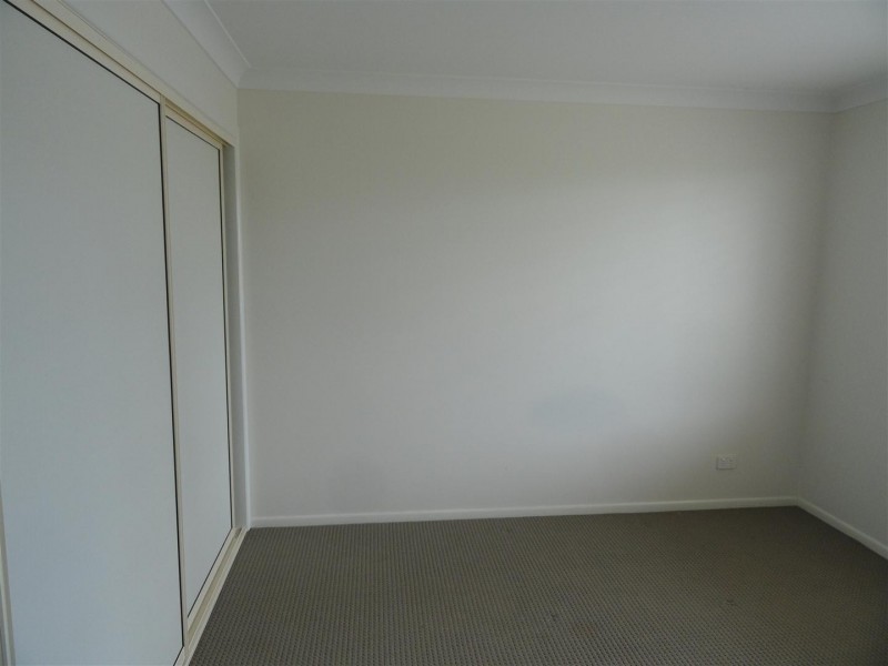 4 Leahy Rd, Kingsthorpe QLD 4400