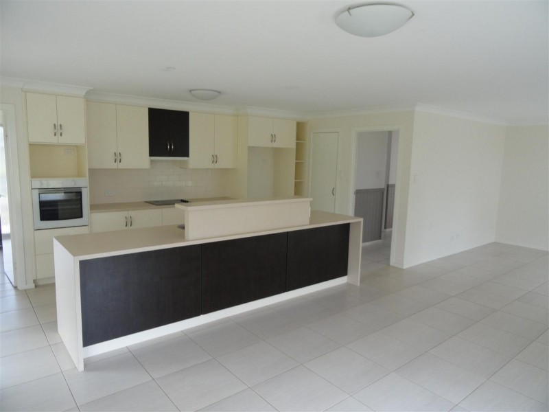 4 Leahy Rd, Kingsthorpe QLD 4400