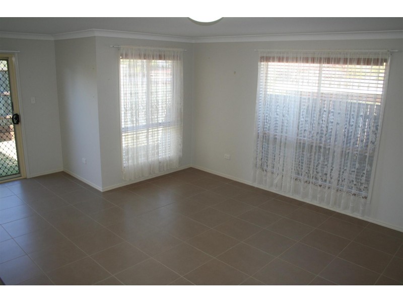 4/30 Gipps Street, Drayton QLD 4350