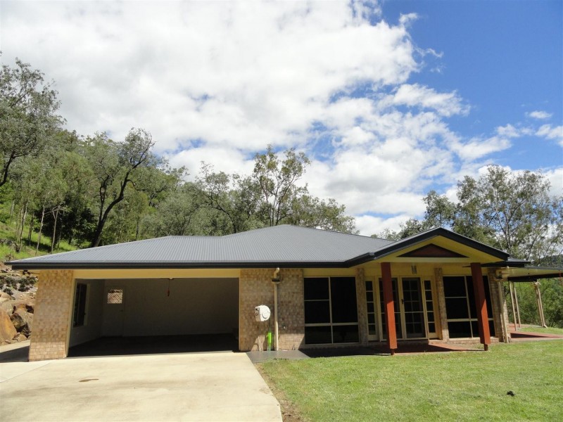 557 Stockyard Creek, Stockyard QLD 4344