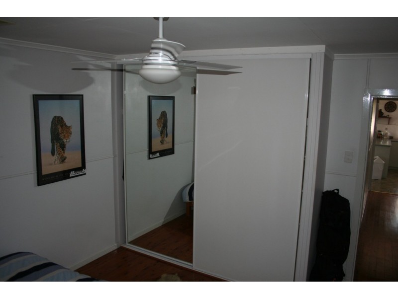 24 Gordon Av, Toowoomba City QLD 4350