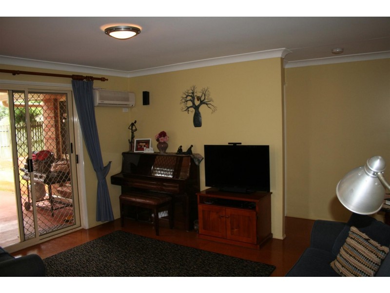 224 Stenner Street, Middle Ridge QLD 4350