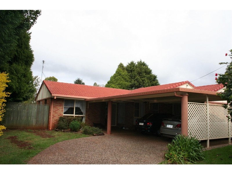224 Stenner Street, Middle Ridge QLD 4350