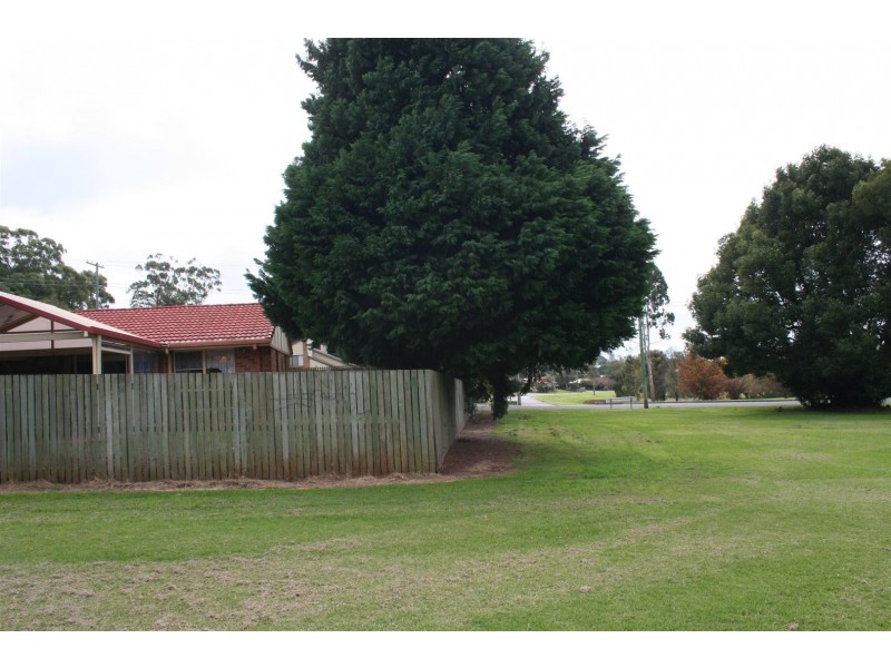 224 Stenner Street, Middle Ridge QLD 4350