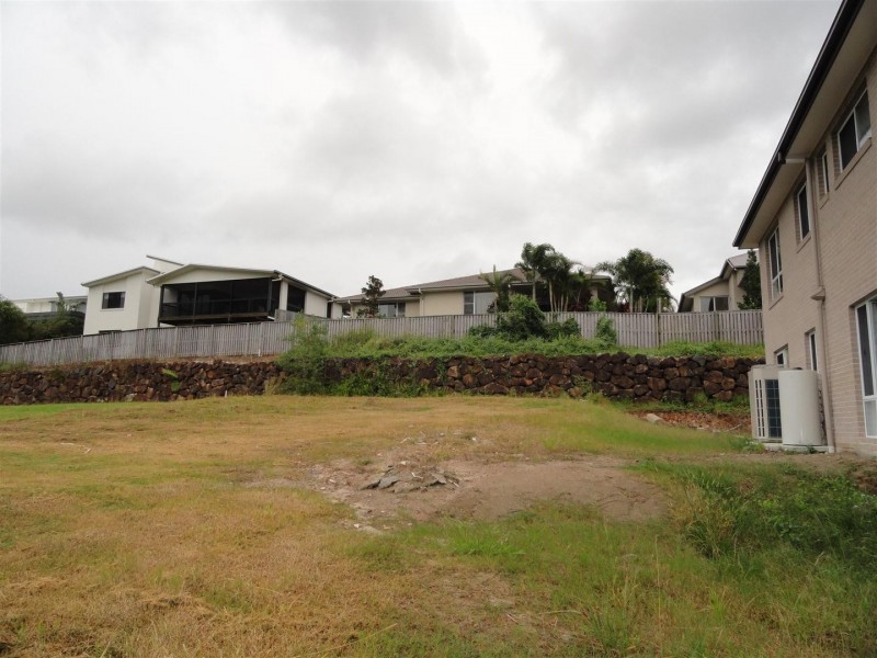 18 CHARLES GLEN ST, Daisy Hill QLD 4127