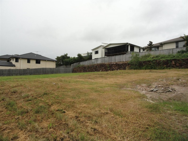 18 CHARLES GLEN ST, Daisy Hill QLD 4127