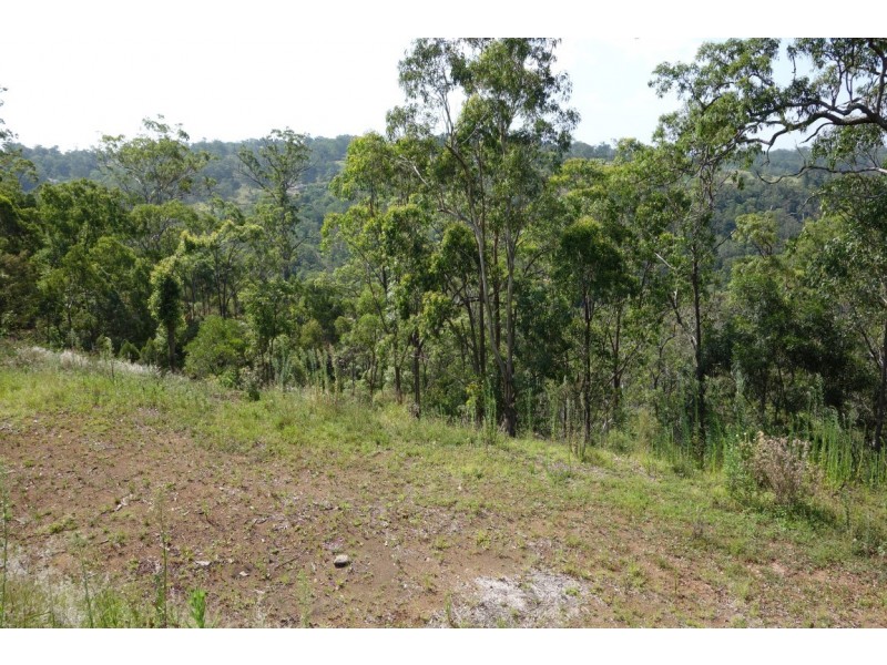 6 Vayro Road, Blue Mountain Heights QLD 4350