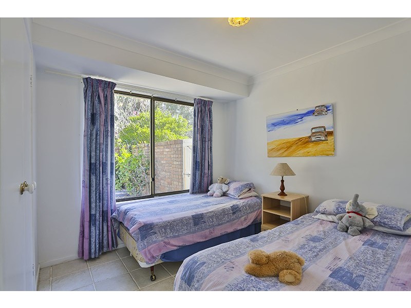 8 Dippel Street, Middle Ridge QLD 4350