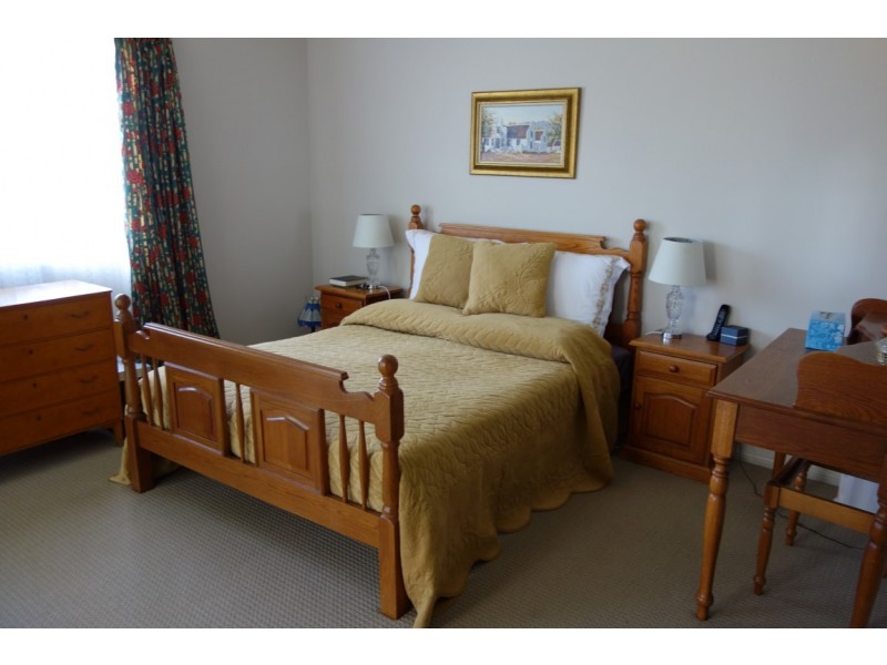 10 Bedwell Street,, Cranley QLD 4350