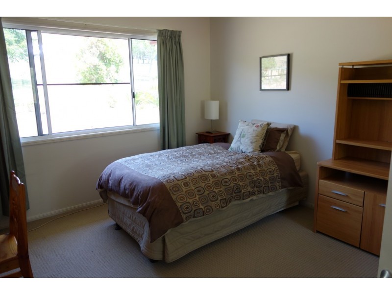 10 Bedwell Street,, Cranley QLD 4350