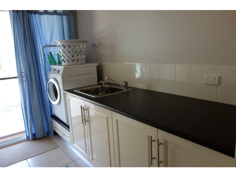 10 Bedwell Street,, Cranley QLD 4350