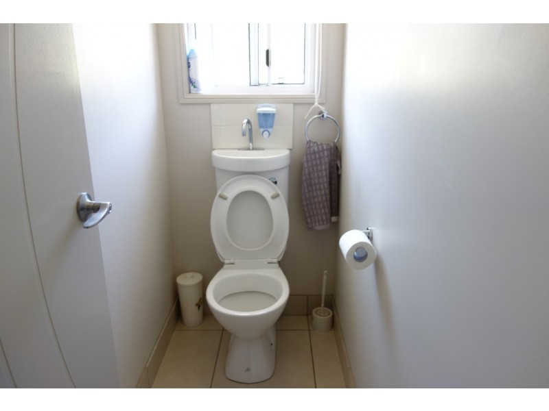 10 Bedwell Street,, Cranley QLD 4350