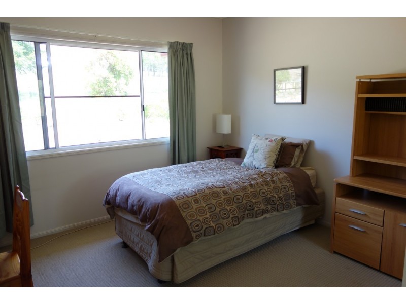 10 Bedwell Street,, Cranley QLD 4350