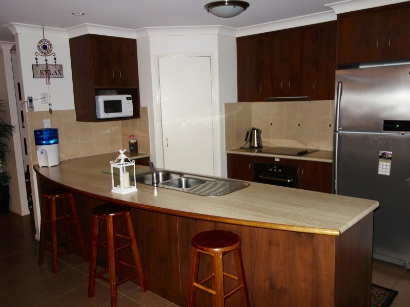 6 Willowburn Drive, Rockville QLD 4350