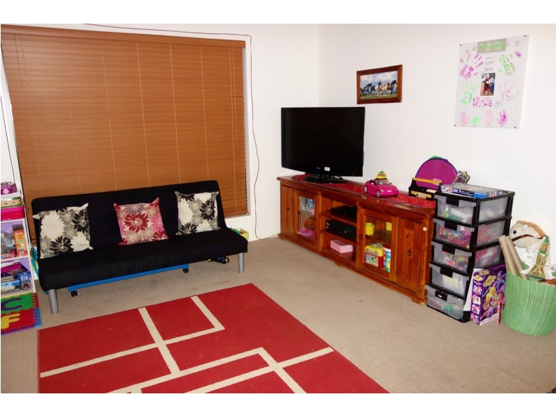 6 Willowburn Drive, Rockville QLD 4350