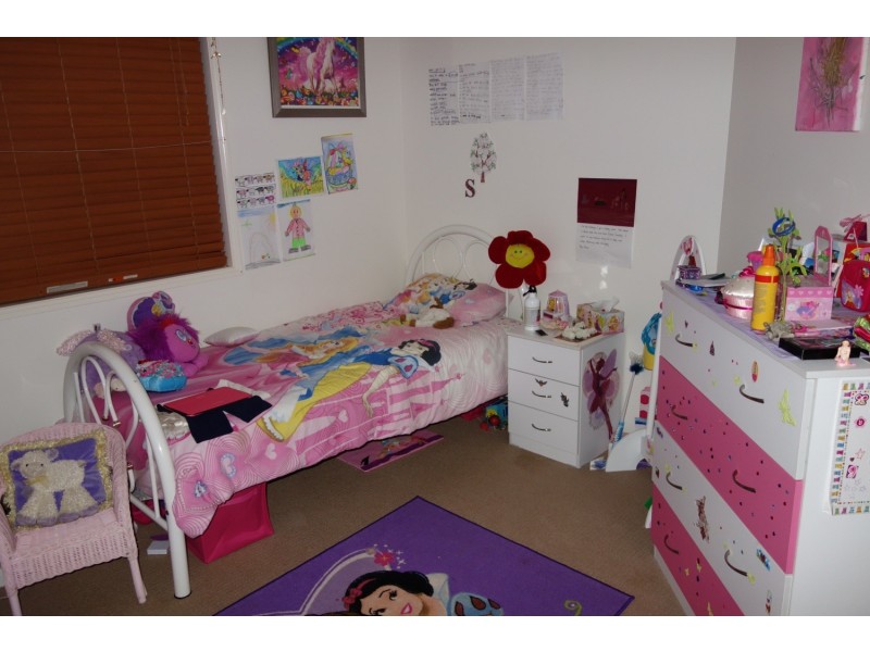 6 Willowburn Drive, Rockville QLD 4350