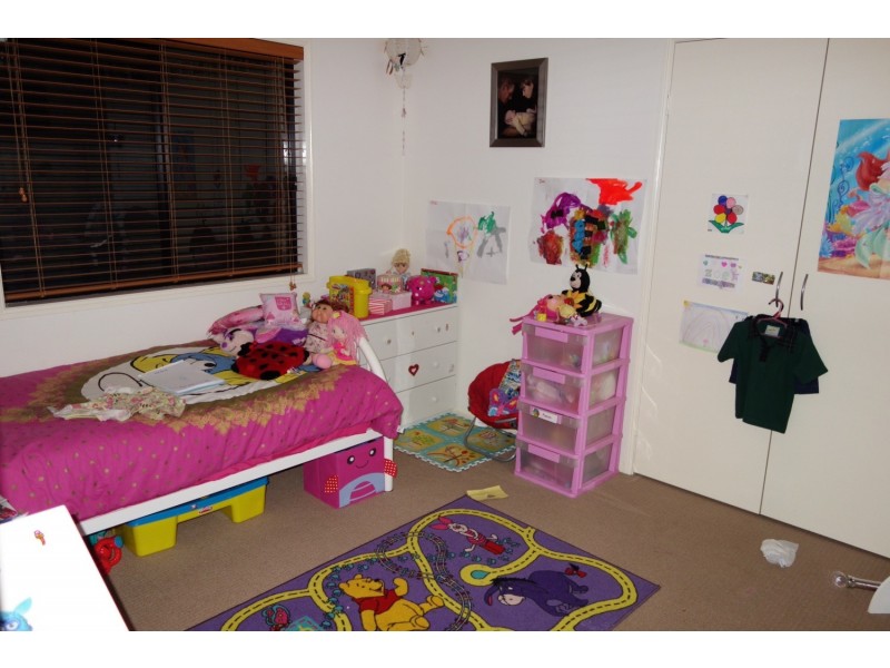 6 Willowburn Drive, Rockville QLD 4350