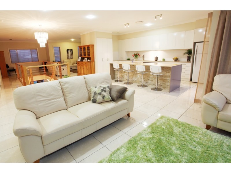 42 Mather Street, Highfields QLD 4352