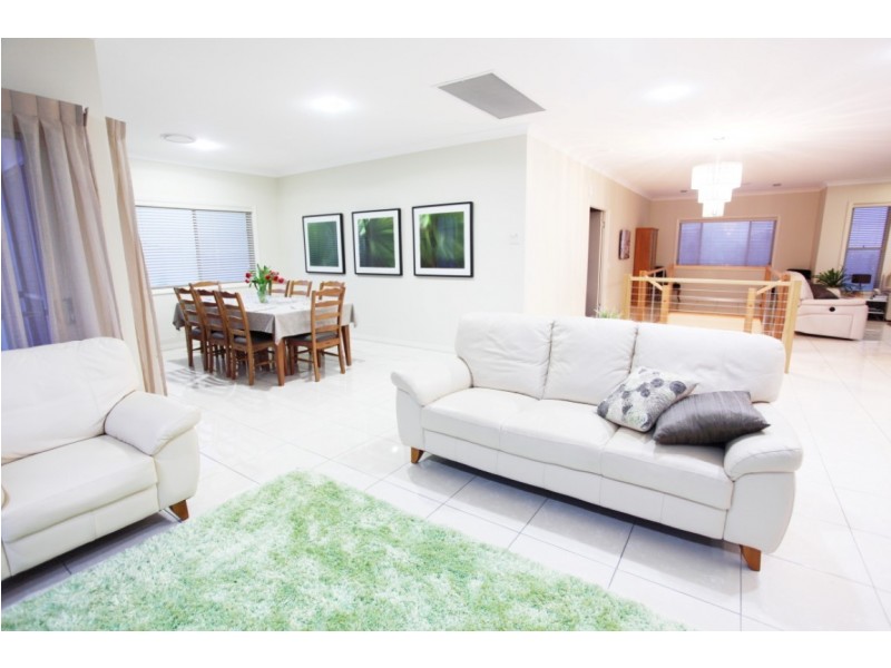 42 Mather Street, Highfields QLD 4352