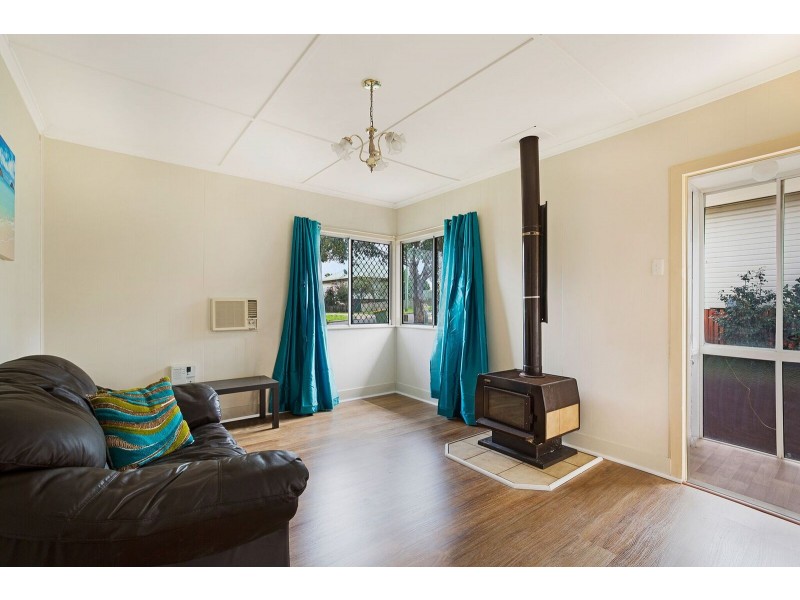 38 Dwyer Street, Harlaxton QLD 4350