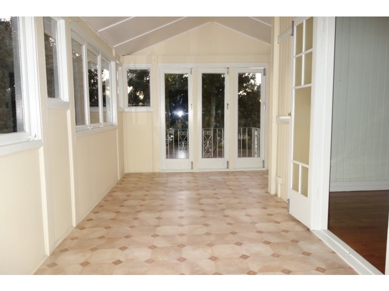 10 Old Toowoomba Road, One Mile QLD 4305