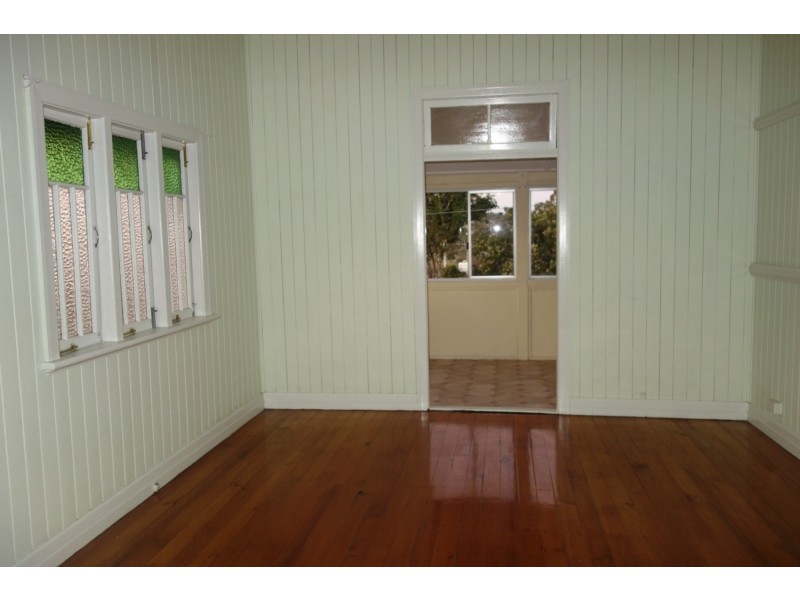 10 Old Toowoomba Road, One Mile QLD 4305