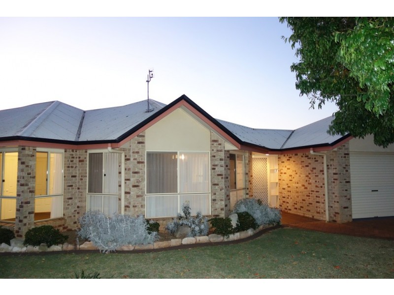 17 Lillypilly Court, Middle Ridge QLD 4350