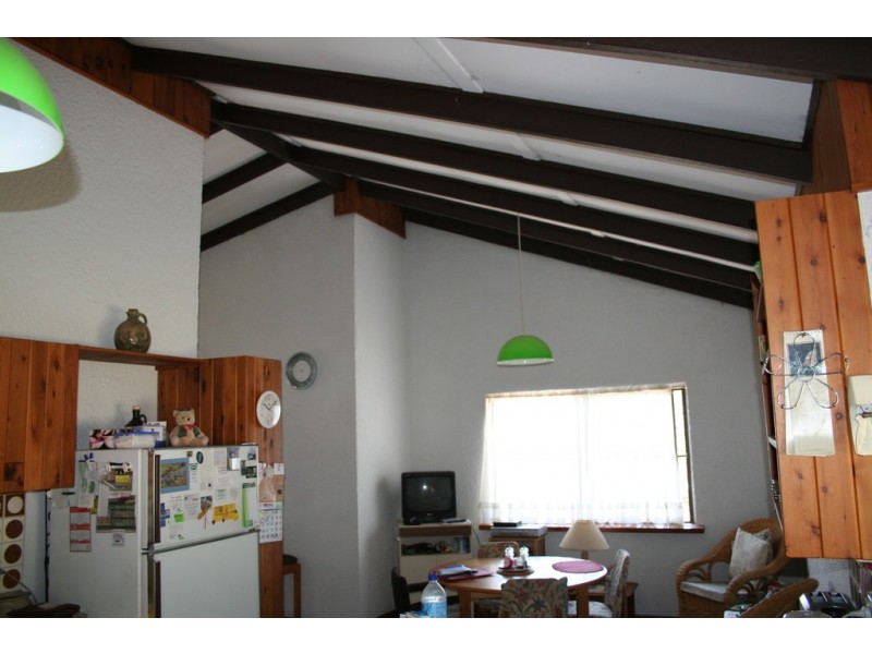 30 Meadows Road, Withcott QLD 4352