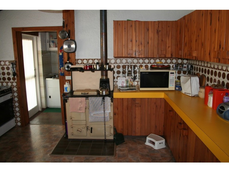 30 Meadows Road, Withcott QLD 4352