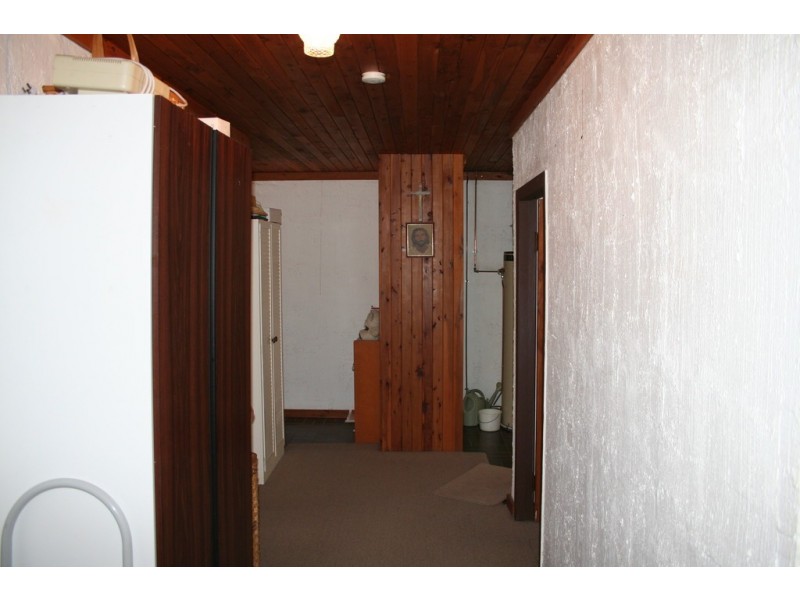 30 Meadows Road, Withcott QLD 4352