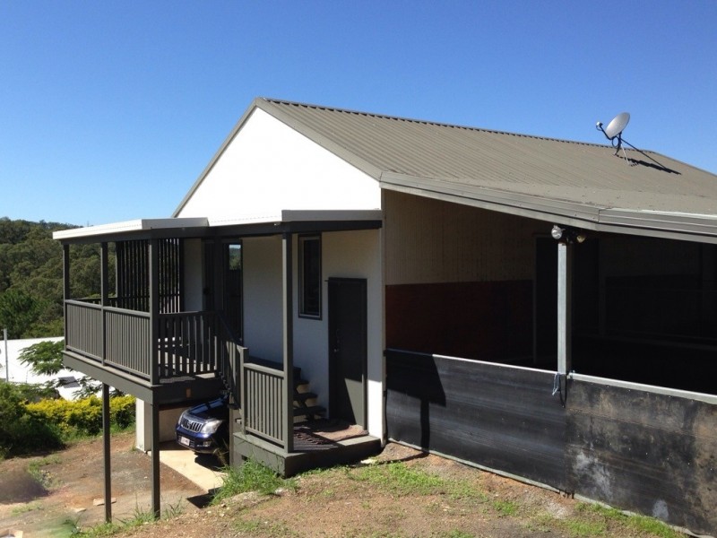 234 Savages Road, Brookfield QLD 4069