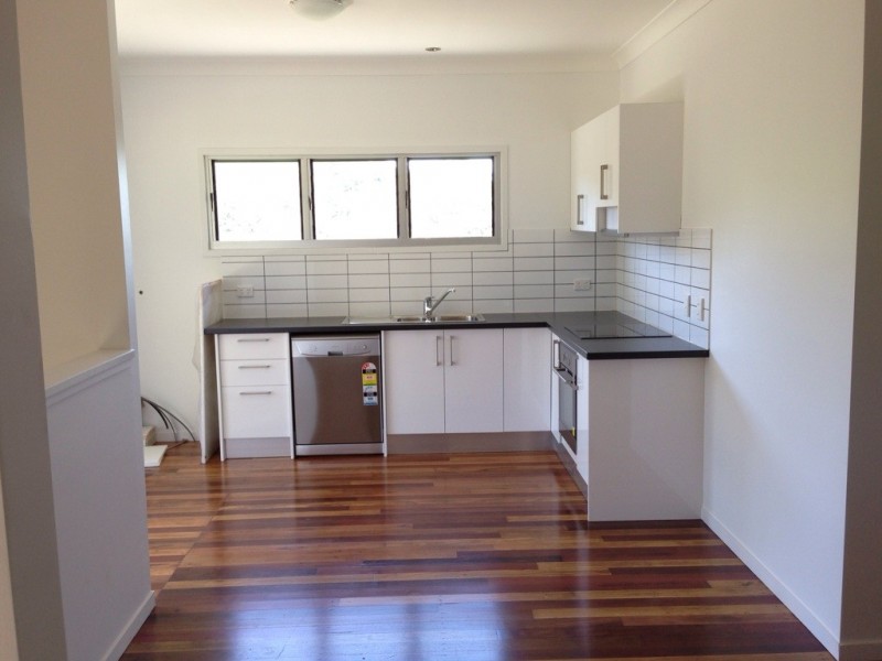 234 Savages Road, Brookfield QLD 4069