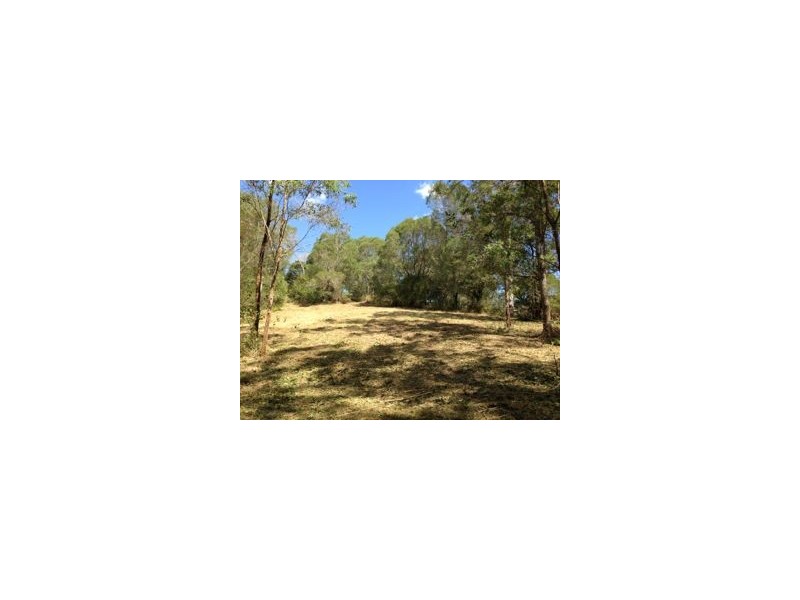 234 Savages Road, Brookfield QLD 4069