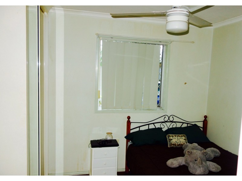 19 Minnis Street, Eastern Heights QLD 4305