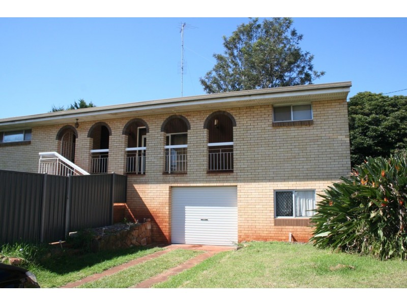 10 Koombarra, Harlaxton QLD 4350