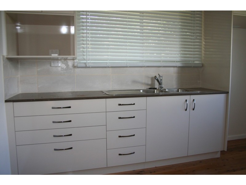 10 Koombarra, Harlaxton QLD 4350