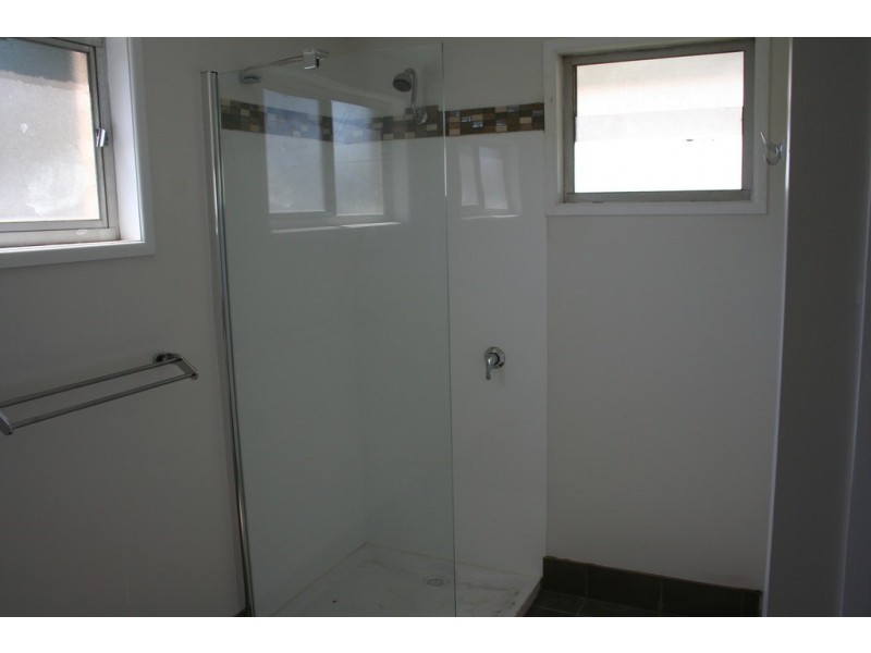 10 Koombarra, Harlaxton QLD 4350