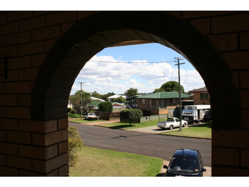 10 Koombarra, Harlaxton QLD 4350