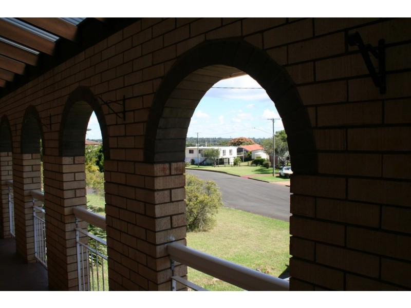 10 Koombarra, Harlaxton QLD 4350