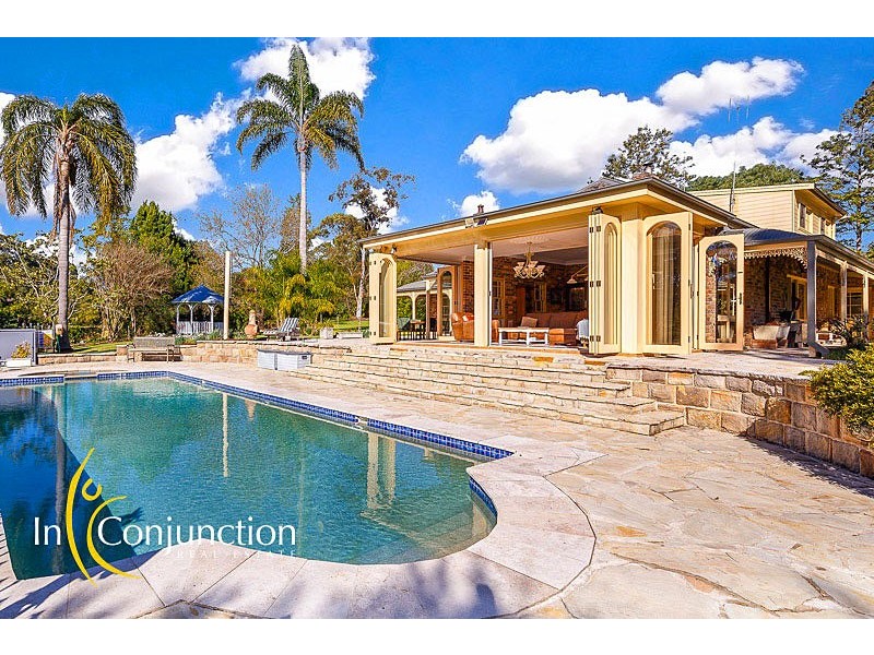 7 Cranstons Road, Middle Dural NSW 2158