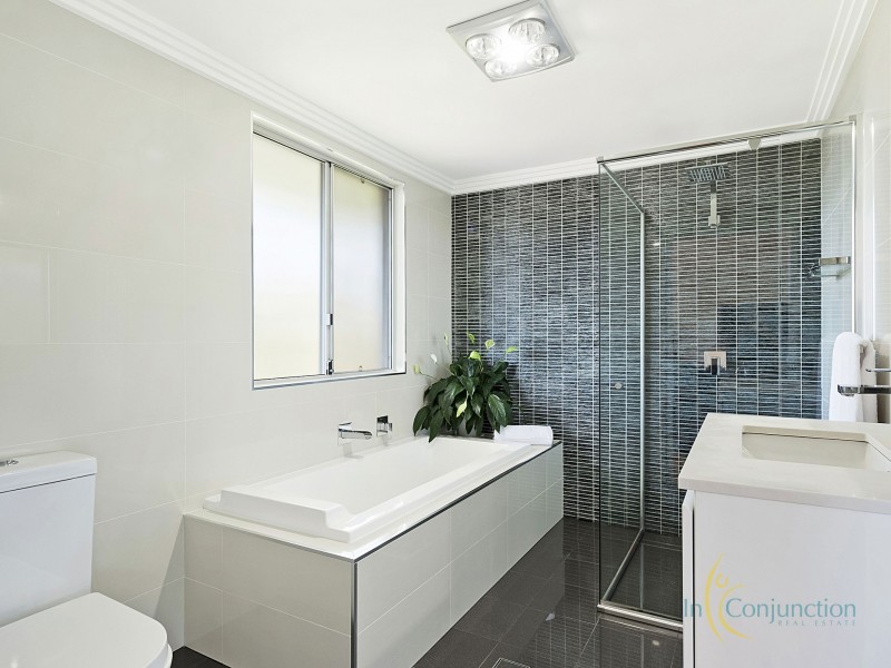 24 Bay Road, Arcadia NSW 2159