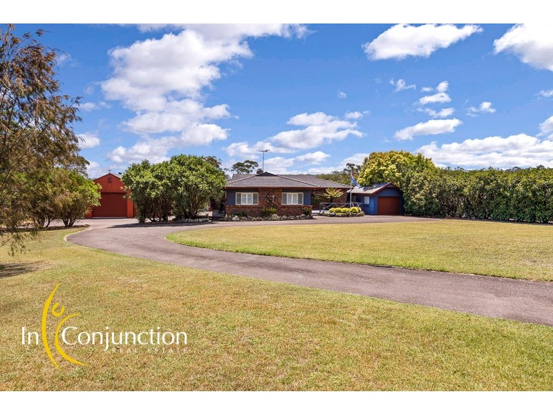 33 Bay Road, Arcadia NSW 2159