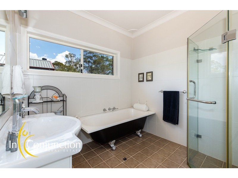 33 Bay Road, Arcadia NSW 2159