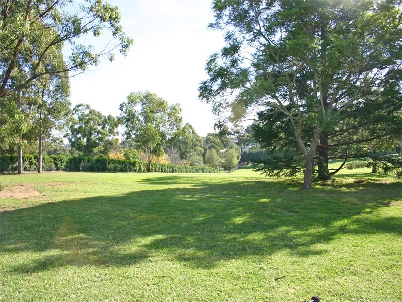 10 Pinus Avenue, Glenorie NSW 2157